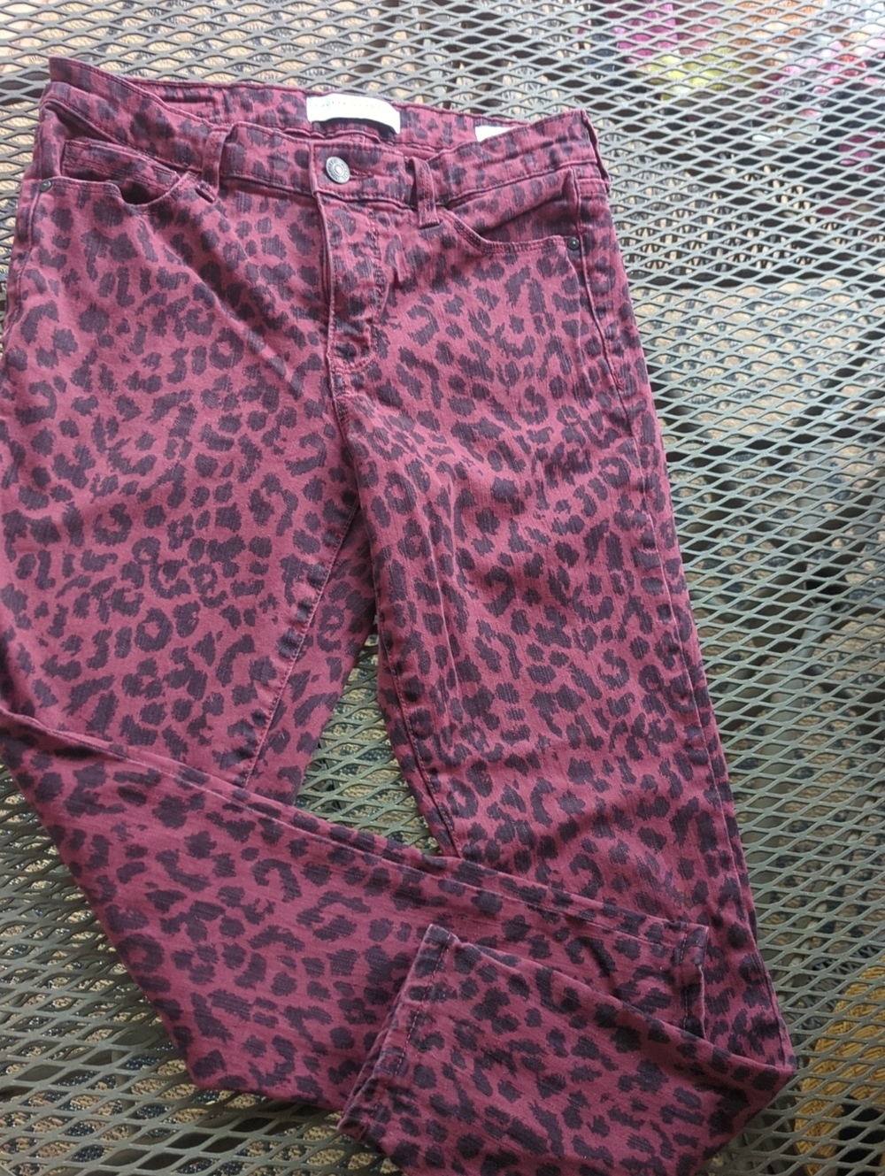Women’s Burgundy Leopard Print Jeans Social Standard by Sanctuary Size 4